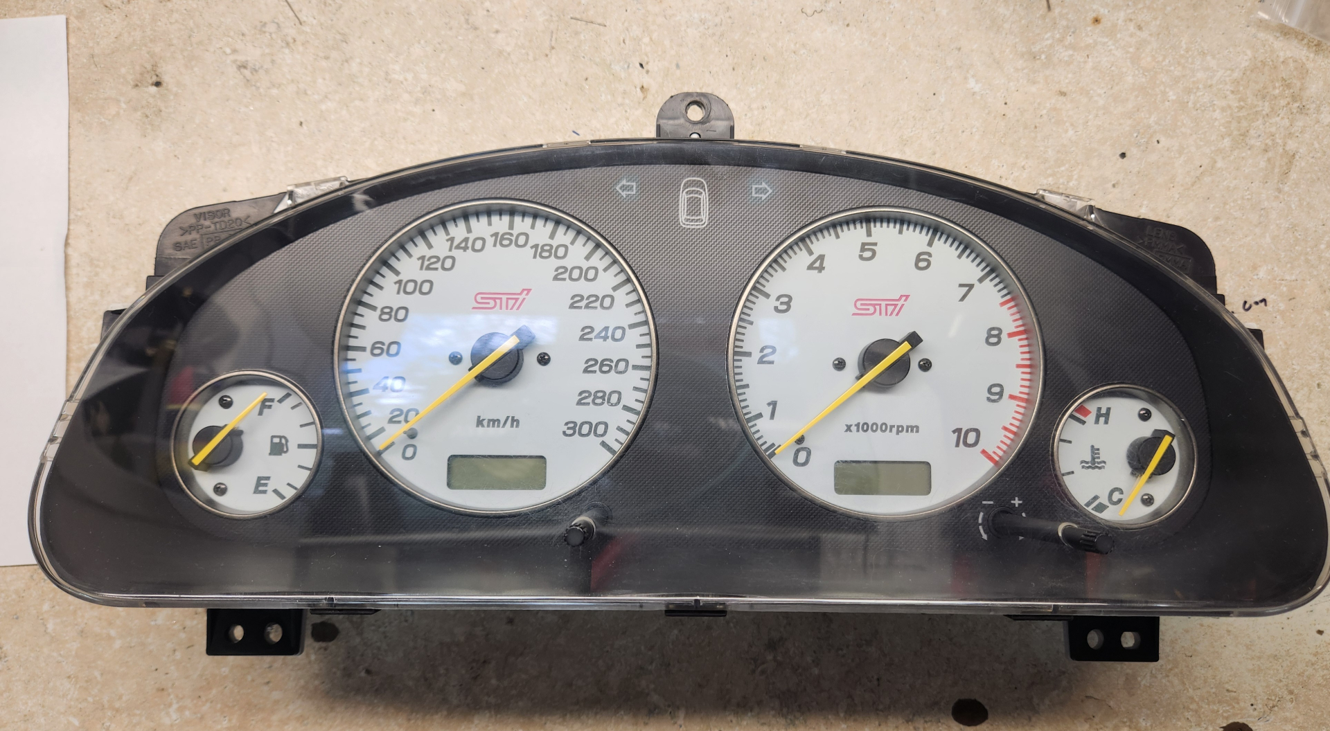 1999 Subaru Legacy STi instrument cluster