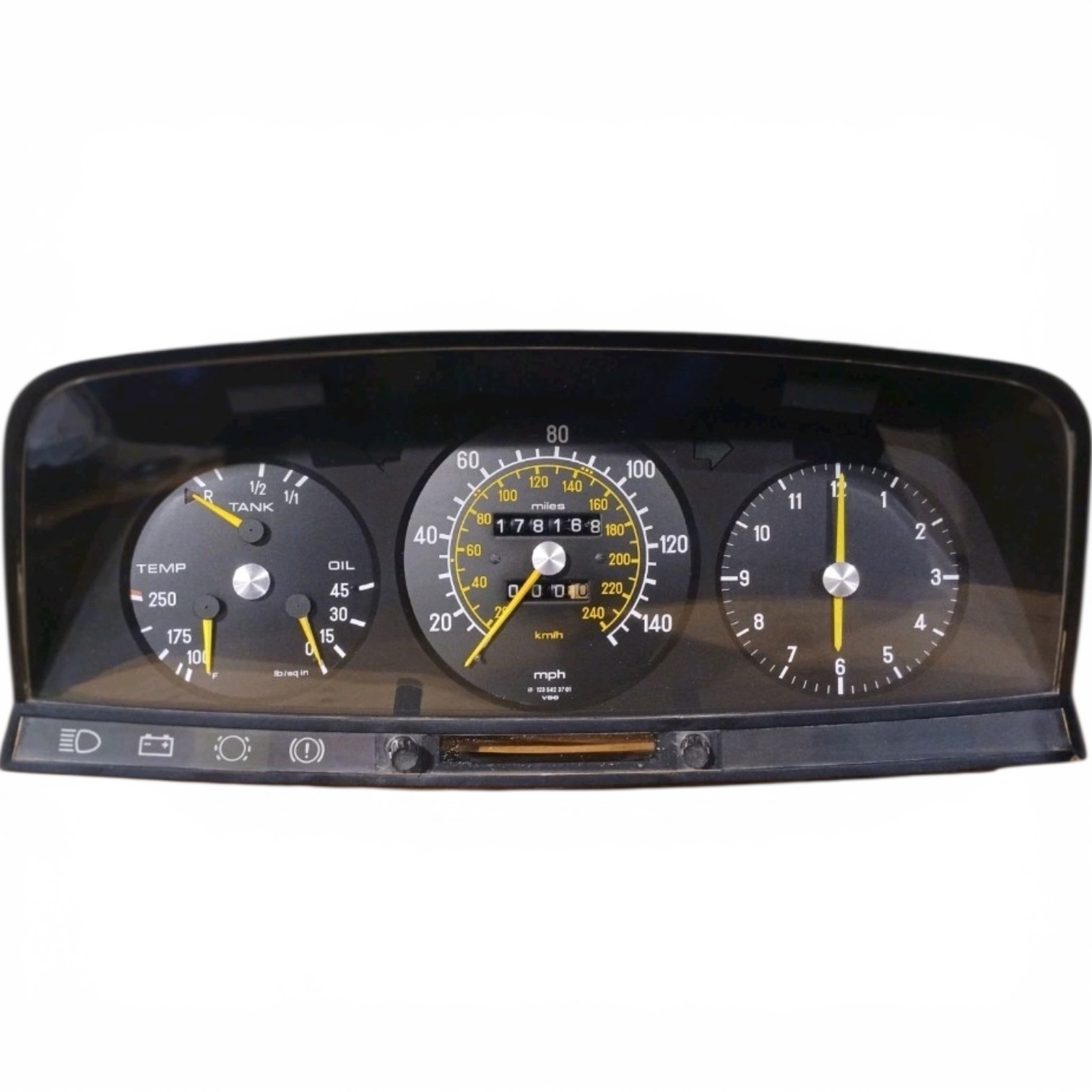 1977 – 1985 Mercedes W123 Odometer Repair